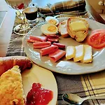 Xixi Cama Bed & Breakfast Bombardeira